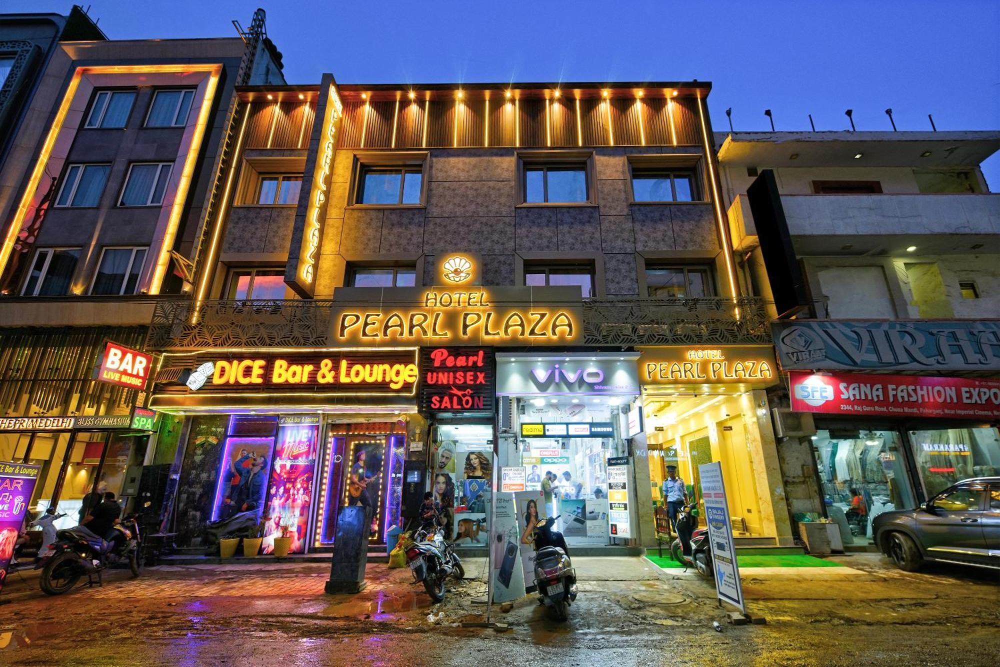 The Pearl Plaza Hotel In City Centre - Near New Delhi Railway Station Екстер'єр фото