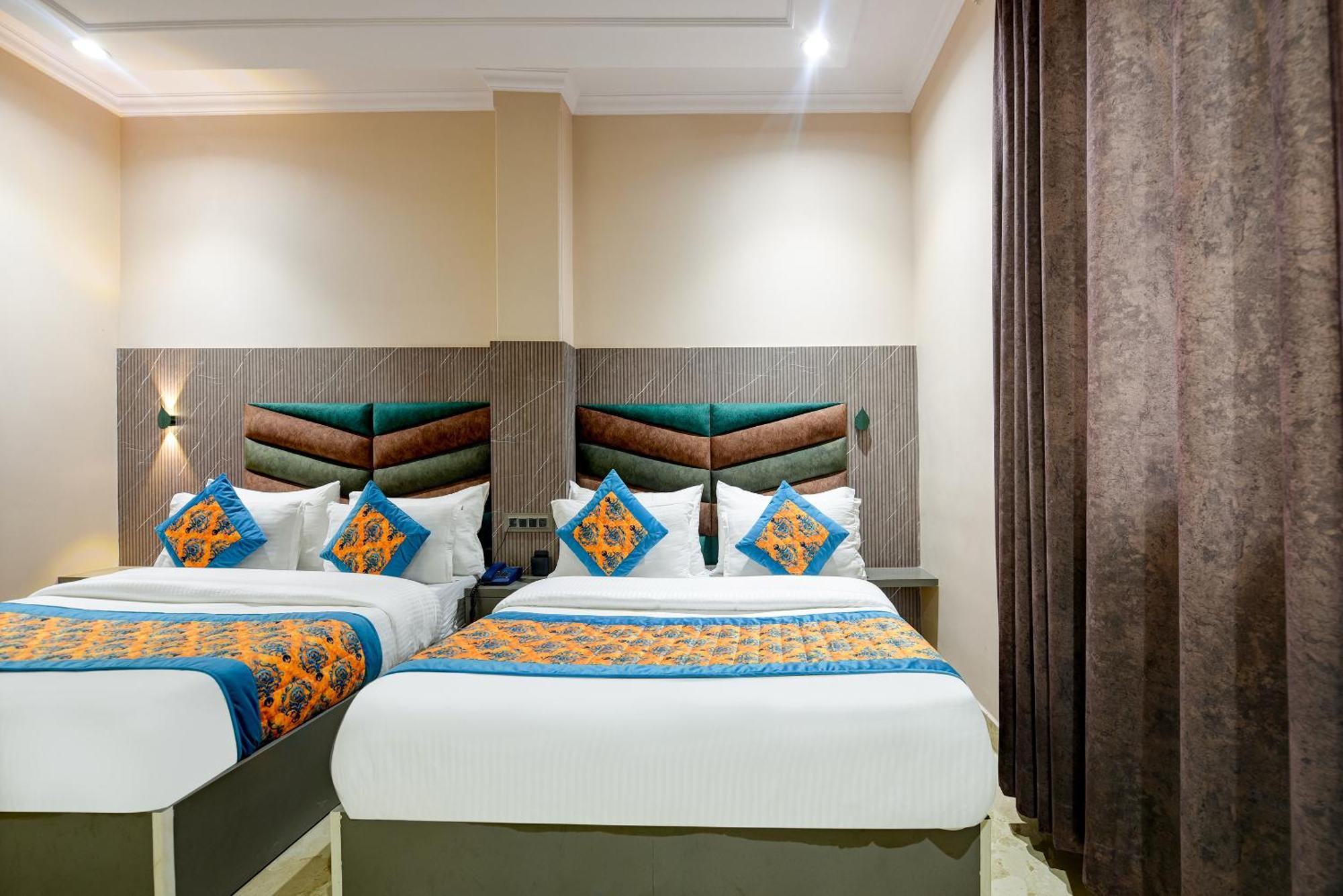 The Pearl Plaza Hotel In City Centre - Near New Delhi Railway Station Екстер'єр фото