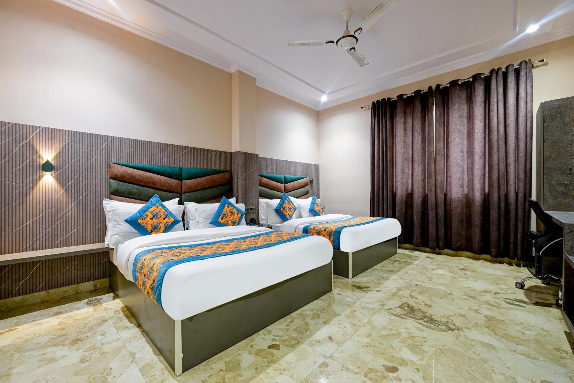 The Pearl Plaza Hotel In City Centre - Near New Delhi Railway Station Екстер'єр фото