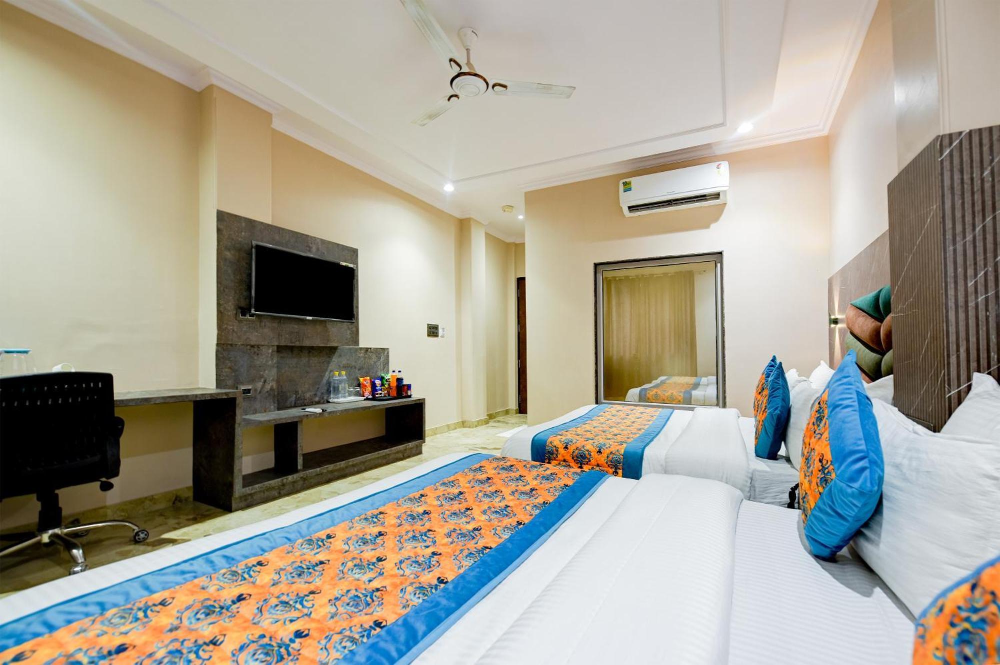 The Pearl Plaza Hotel In City Centre - Near New Delhi Railway Station Екстер'єр фото