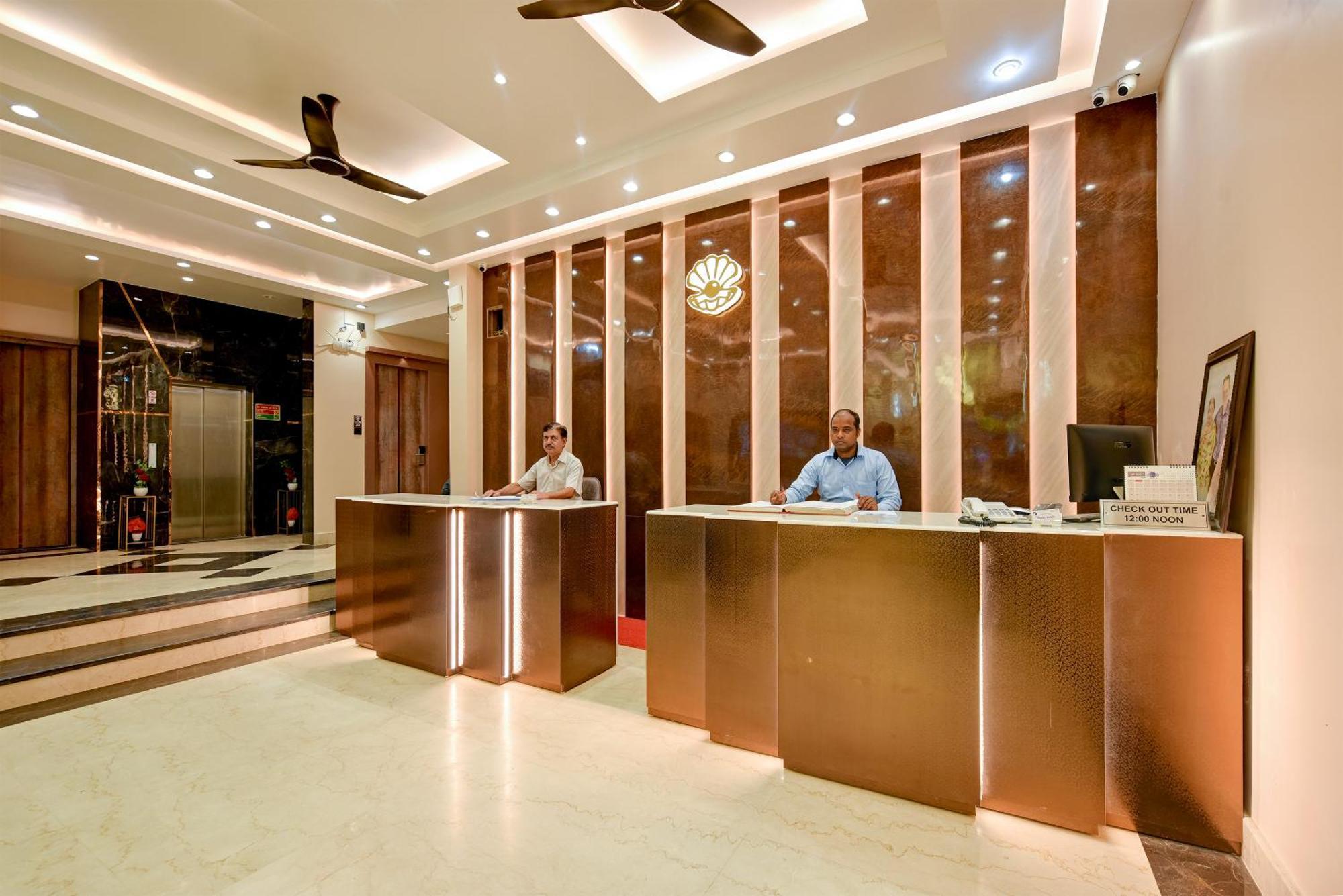 The Pearl Plaza Hotel In City Centre - Near New Delhi Railway Station Екстер'єр фото